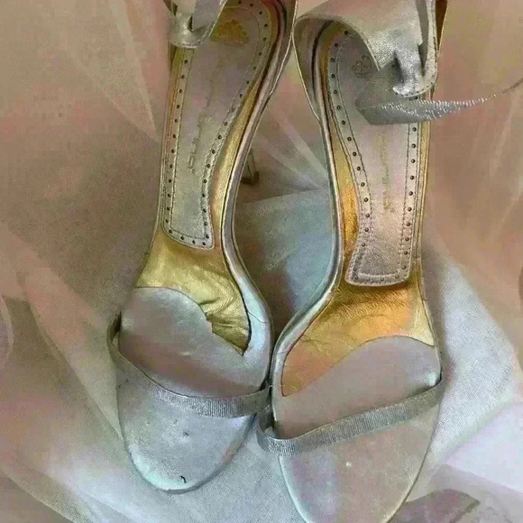 Fornarina Silver Heels - Picture 8 of 10